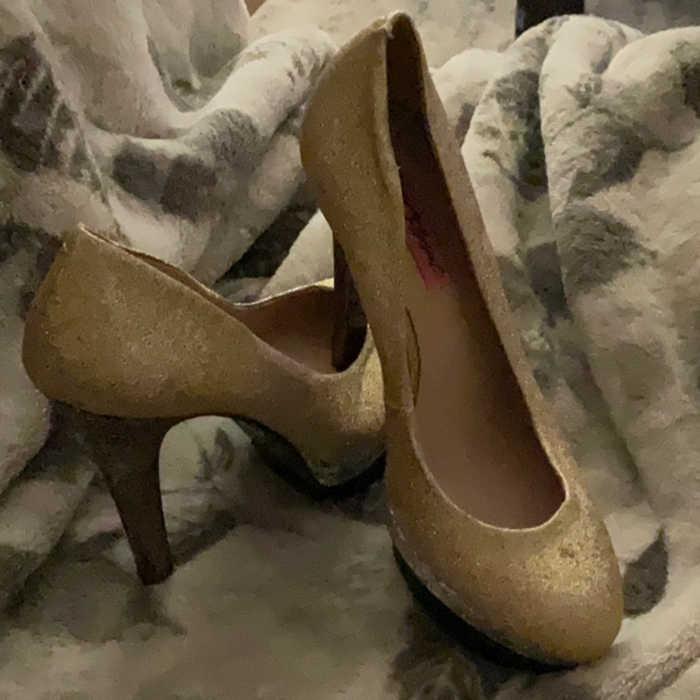Betsey johndon. Black and silver heels gold Betsy Johnson
